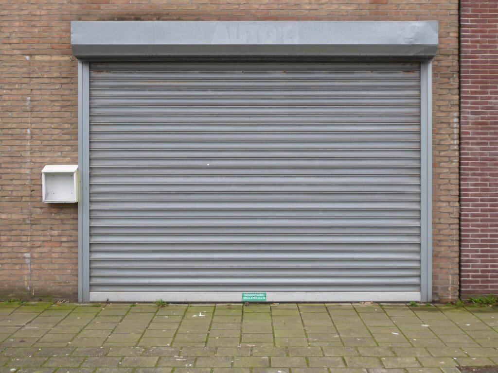 pexels timothy huliselan 205951426 20522279 Residential Roller Shutters 16 pexels timothy huliselan 205951426 20522279 Residential Roller Shutters 15